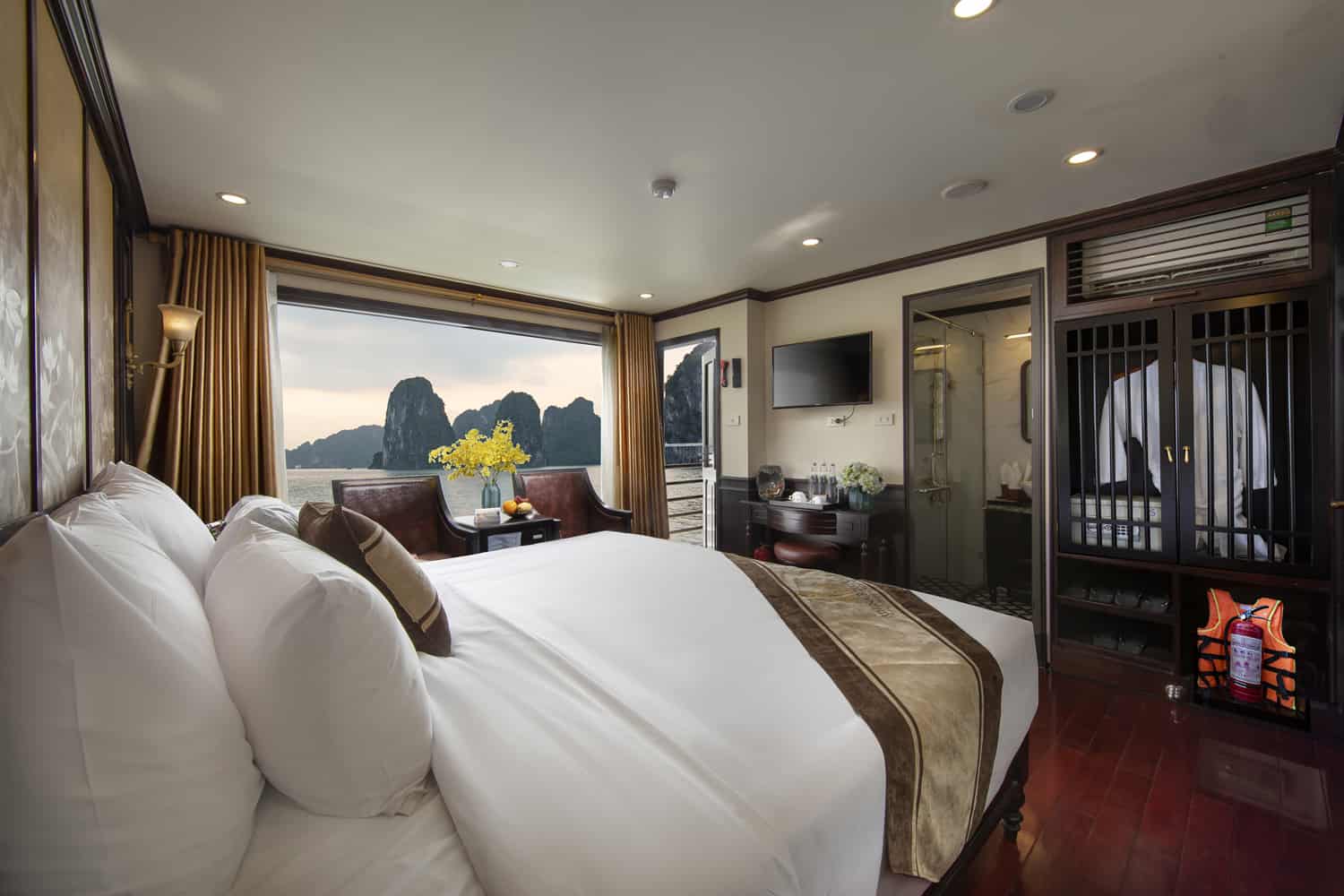 ATHENA EXECUTIVE SUITE