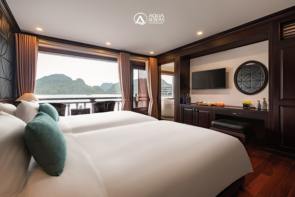 Aqua Senior Suite Cabin