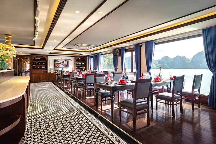La Journey Cruise
