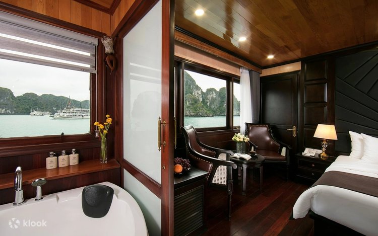 Noble Suite
