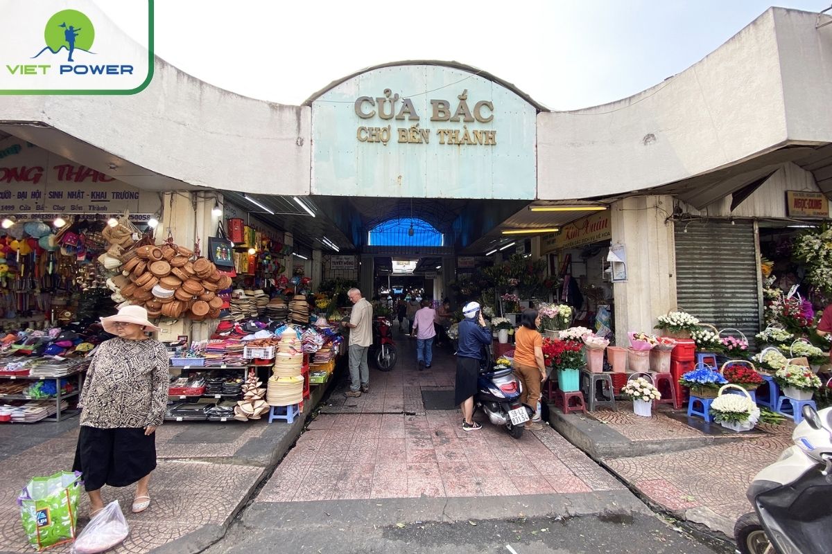 North Gate  of Ben Thanh market