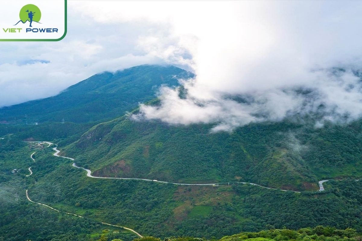 Tram Ton Pass 