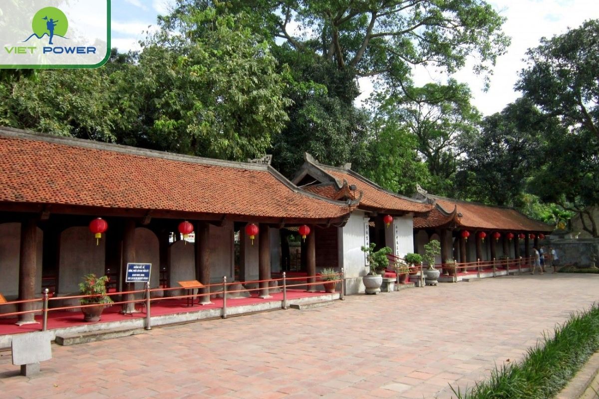The Fifth Courtyard