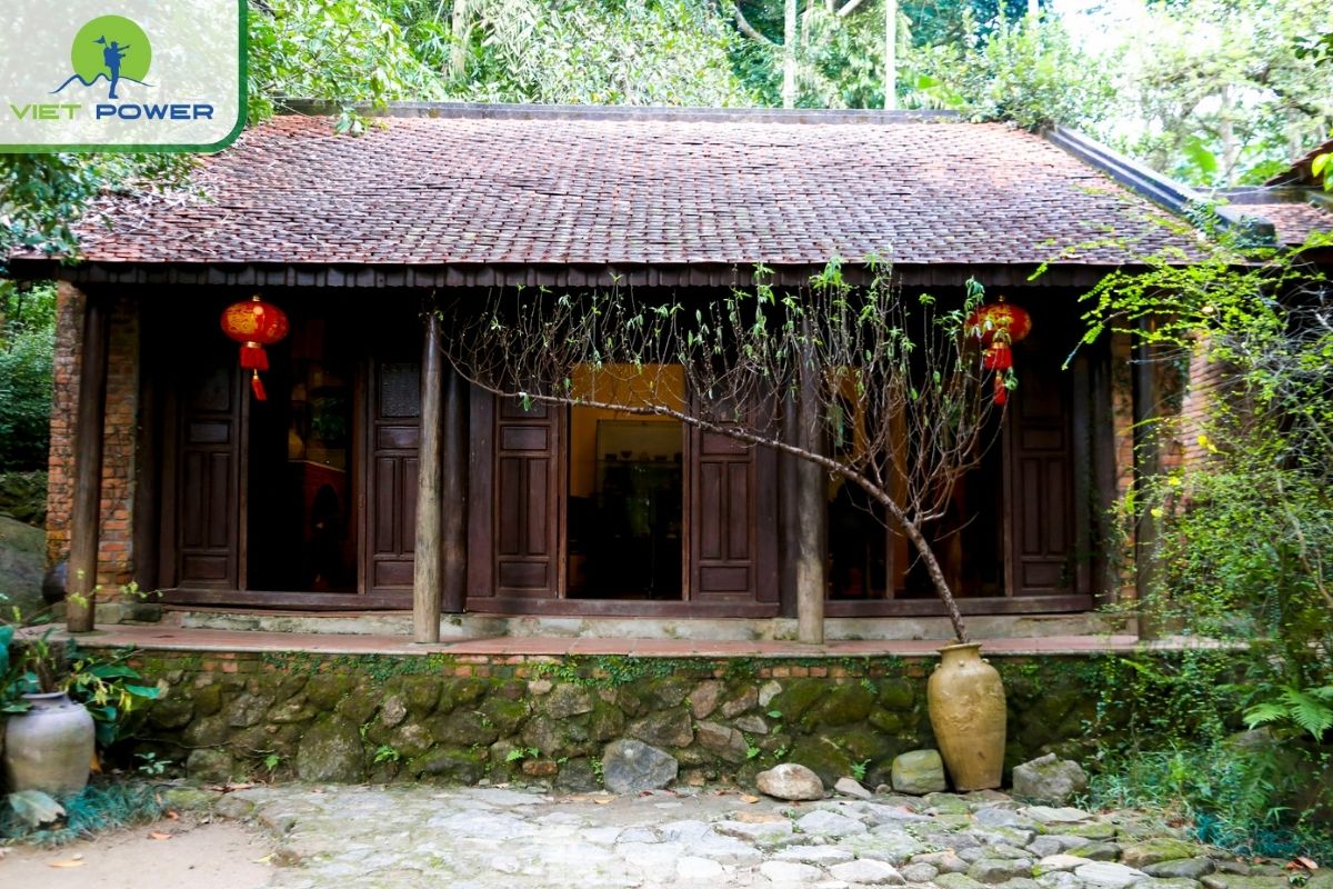 Dong Dinh Museum