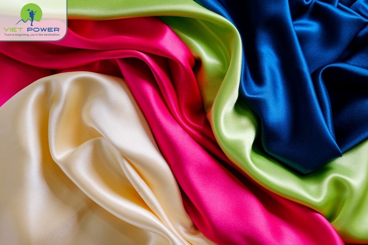 (11) Silk