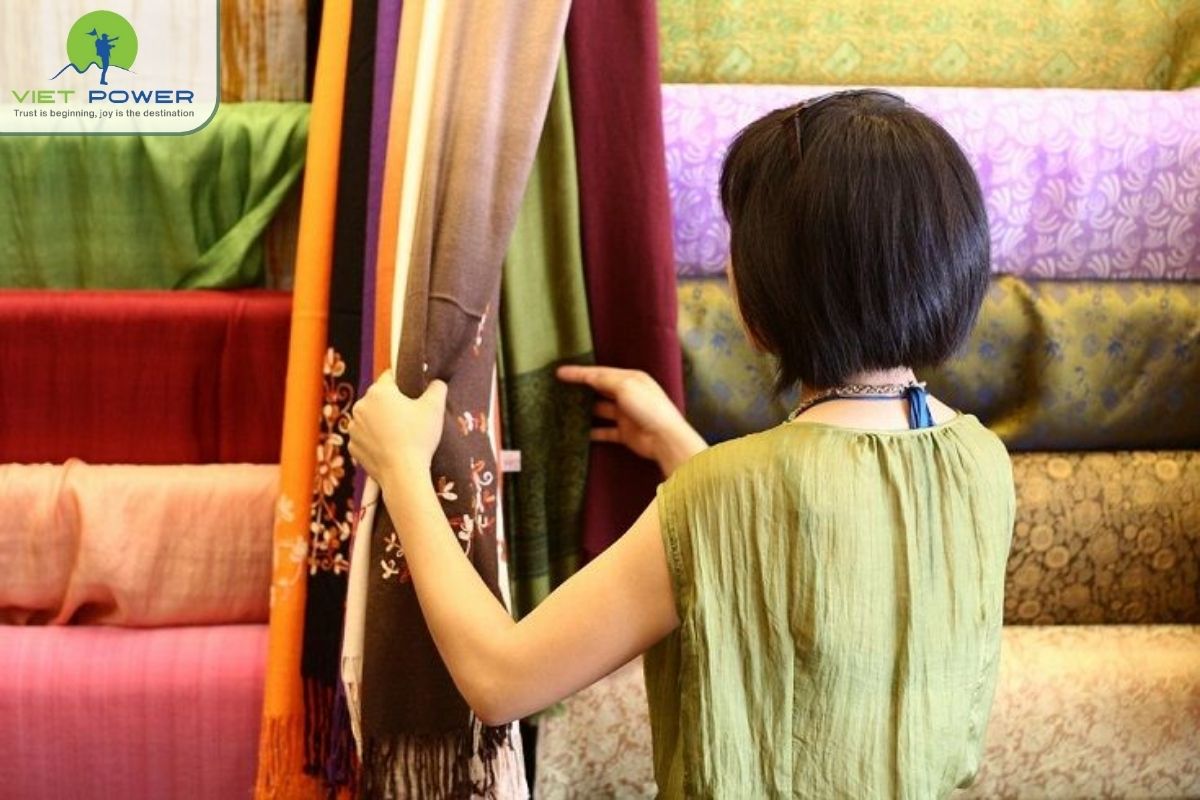 (14) Silk