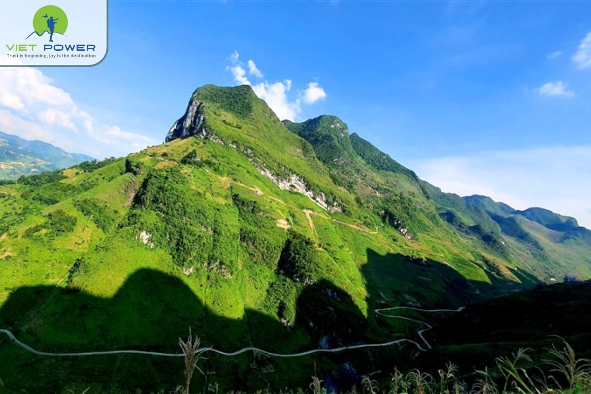 (3) Mountain In Northern Vietnam