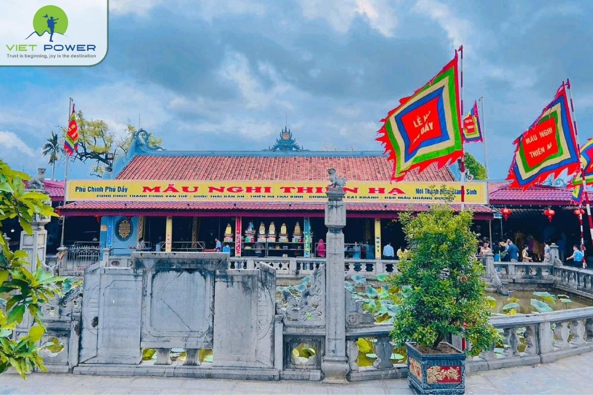 (4) Phu Day
