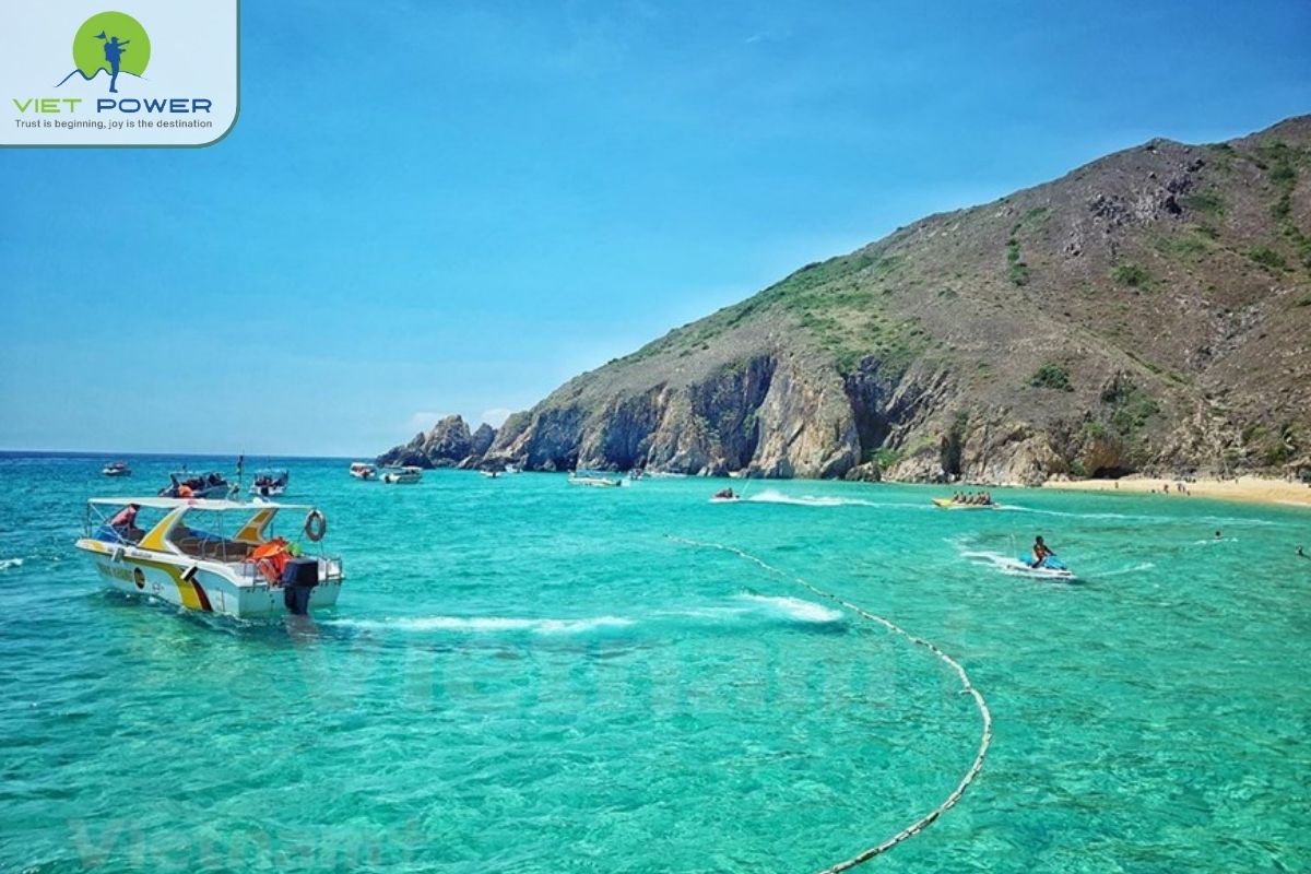 (7) Beach