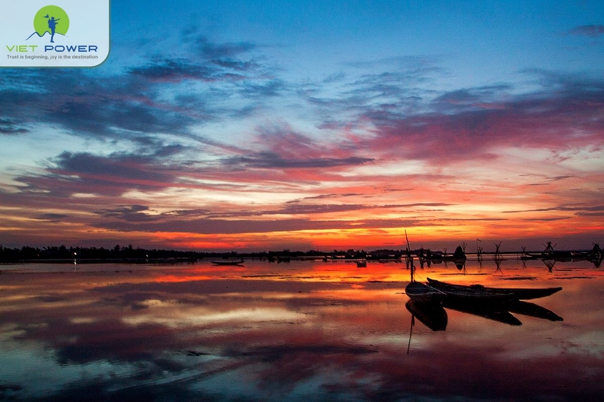 (8) Lagoons 