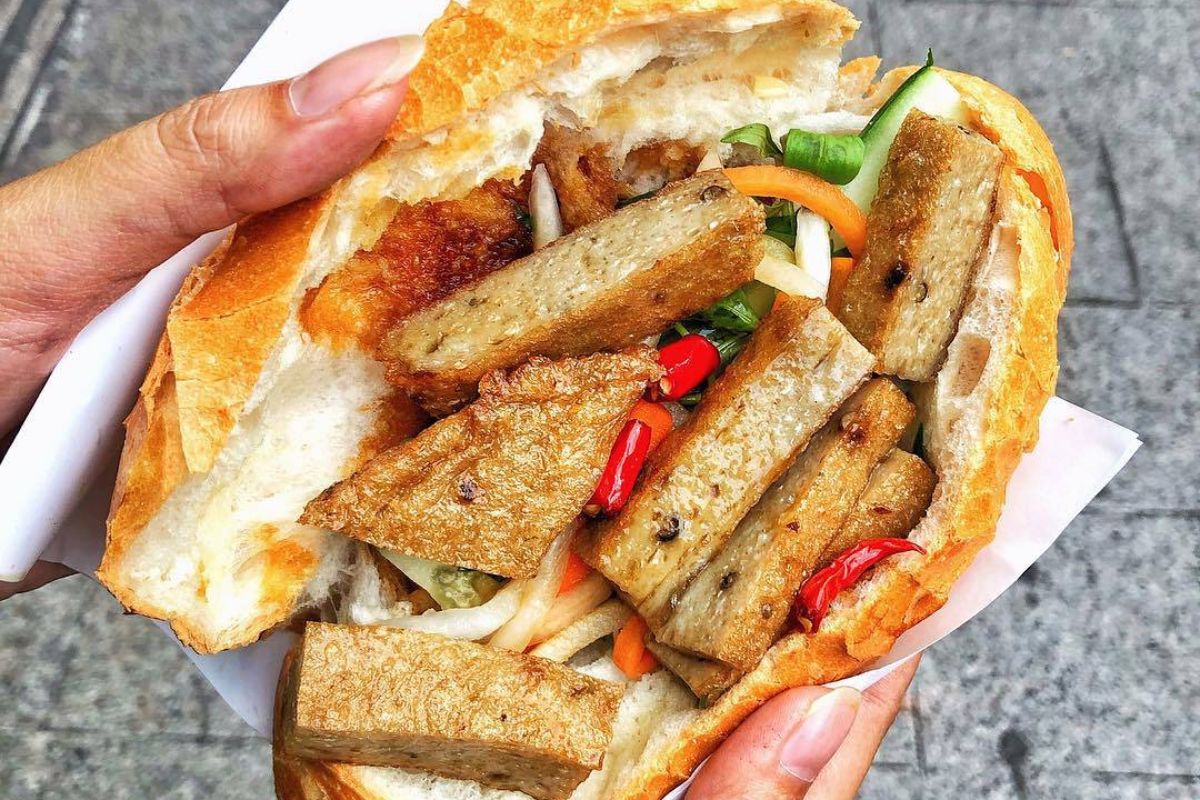 Banh Mi Cha Ca