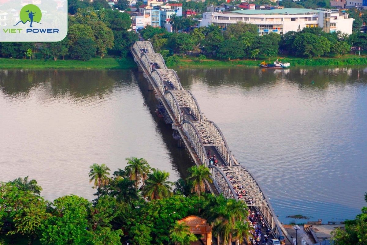 Trang Tien Bridge