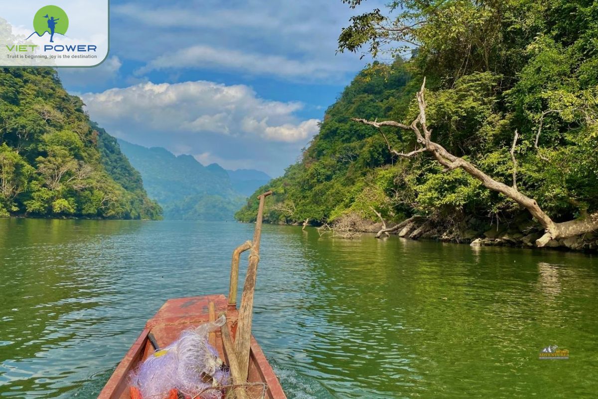 Ba Be Lake (2)