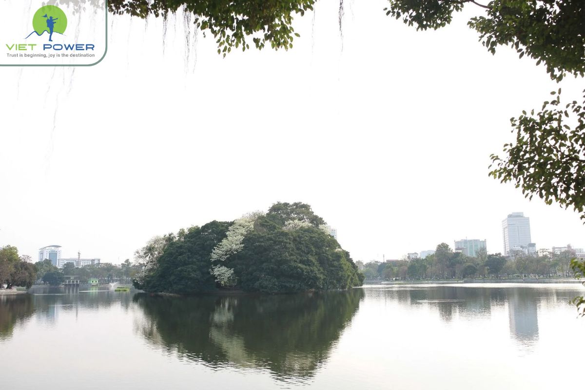 Bay Mau Lake (4)