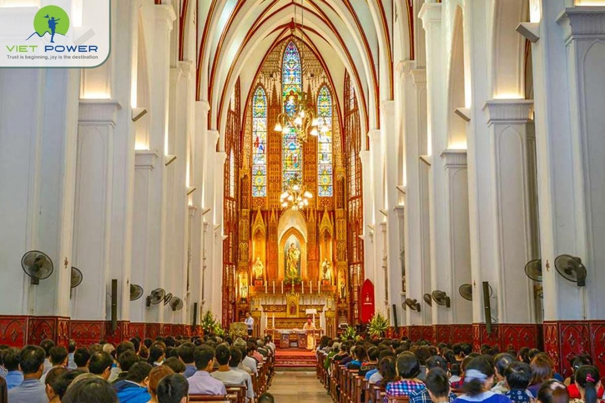 Hanoi-St. Joseph’s-Cathedral (4)