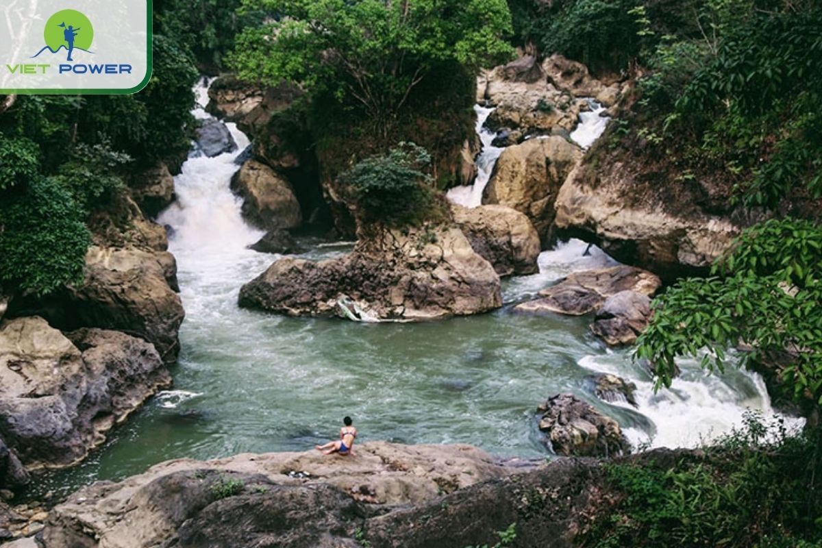 Dau Dang Waterfall