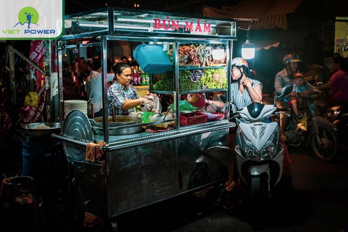 Ba Chieu Market