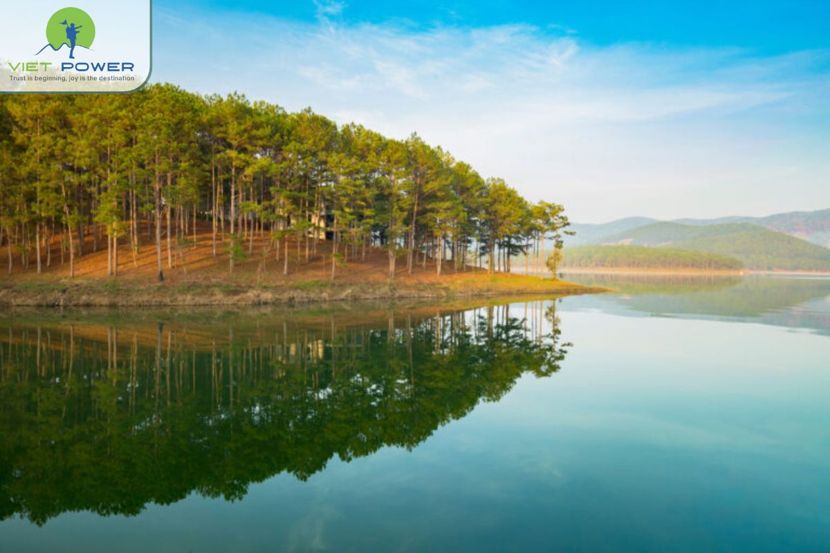 Tuyen Lam Lake (7)