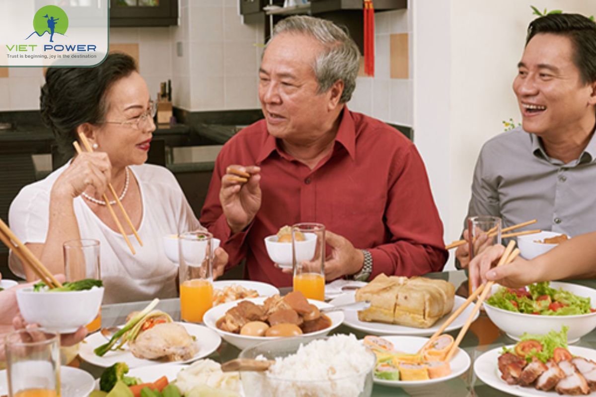 Vietnamese Dining Etiquette (5)