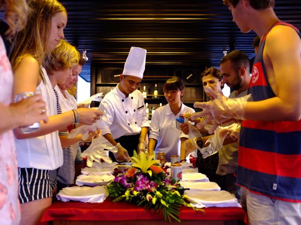 Reaching Out Popular Tourist Destinations in Viet Nam in 10 Days