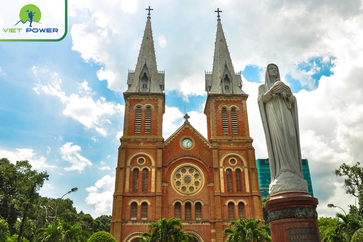 Top 9 Places To See In South Vietnam For First-Timers: Notre Dame Cathedral.