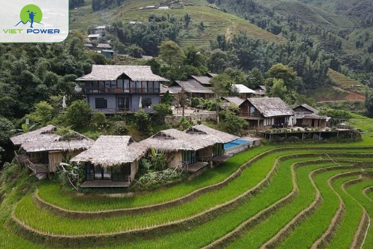 Ta Phin Lodge