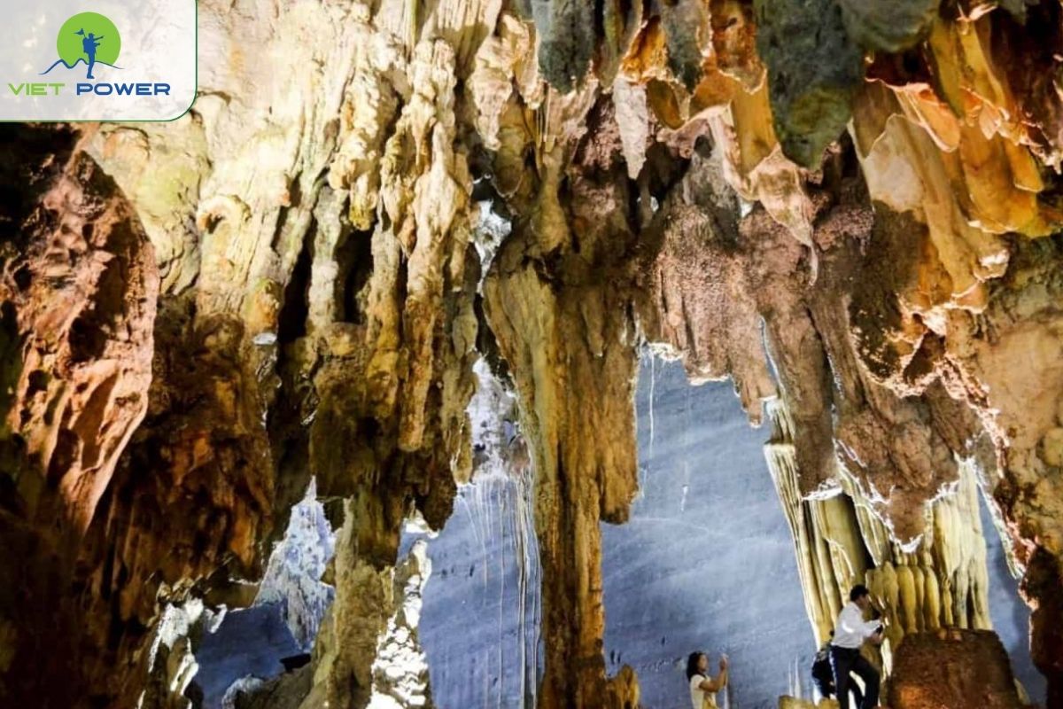 Ti Phin Cave