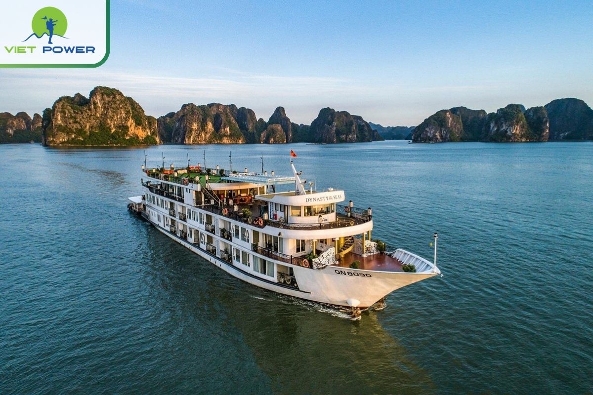 Dynasty Cruises Halong