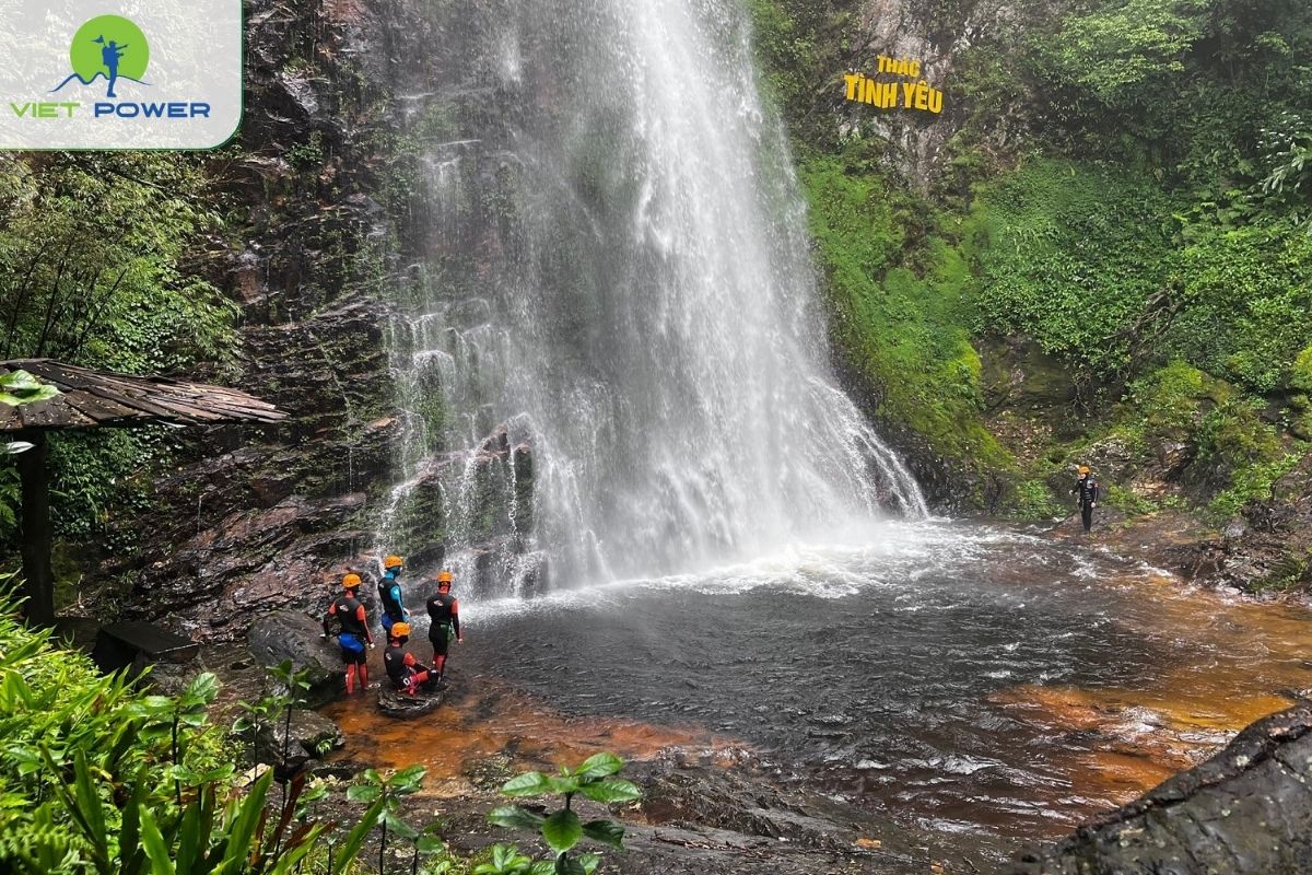 Love Waterfall (Thác Tình Yêu)