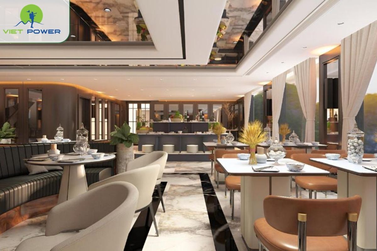 Dining Review: Food, Service Flow, and Restaurant Experience