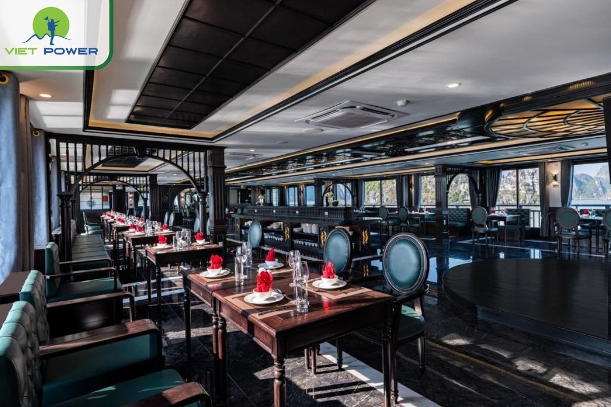 Restaurant at Rita Cruise 