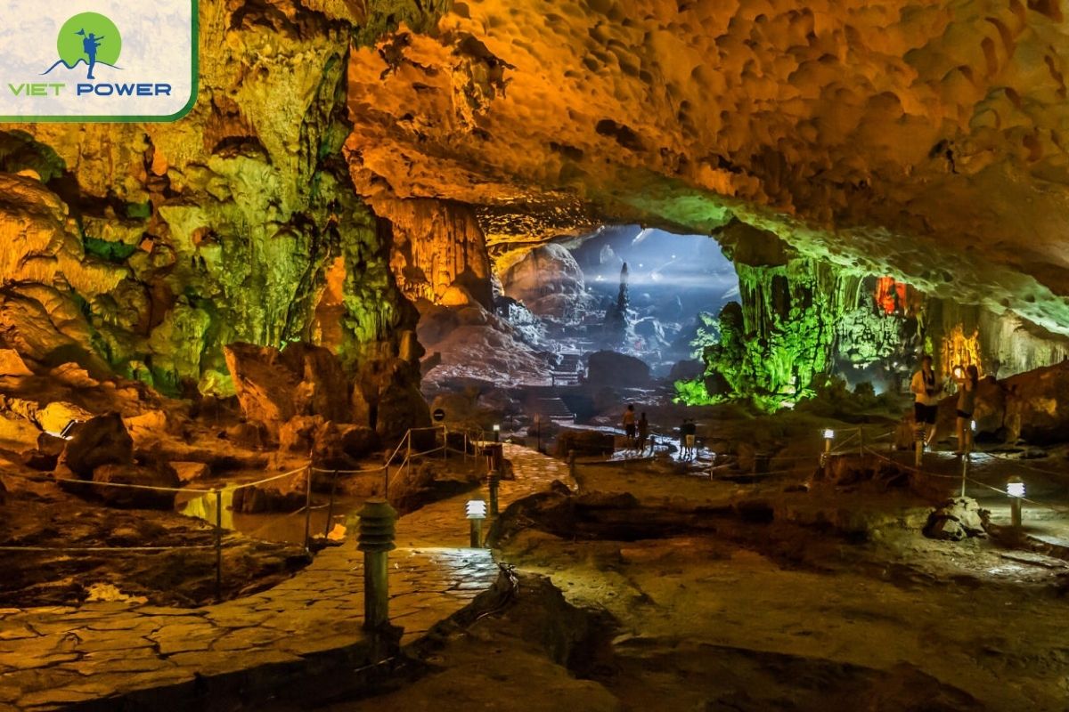 Sung Sot Cave