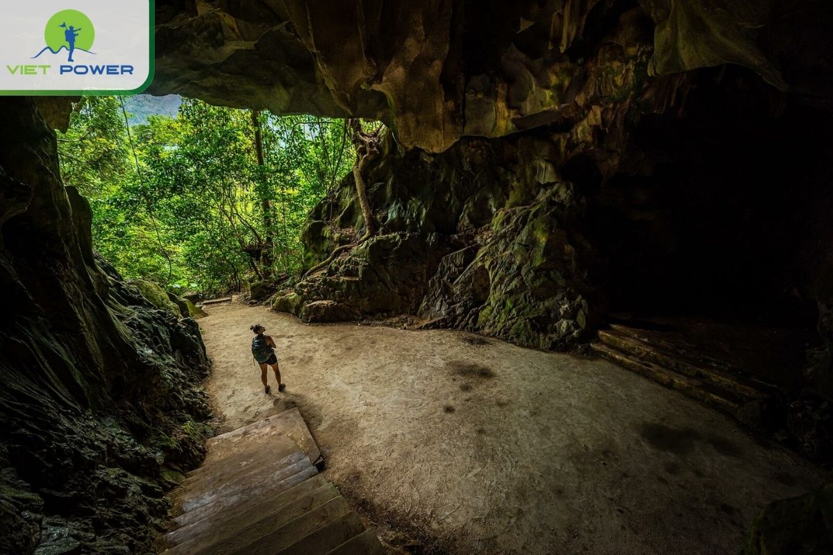 Trung Trang Cave