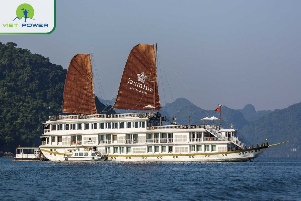 Halong Jasmine Cruise