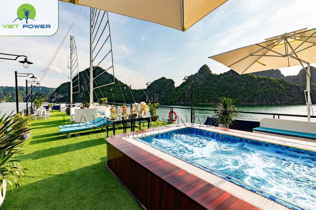 Deck 3 Mini Swimming Pool 