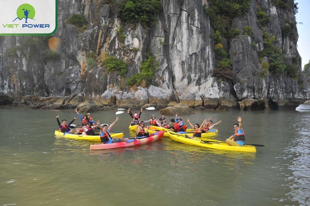 Kayaking in Hidden Lagoons