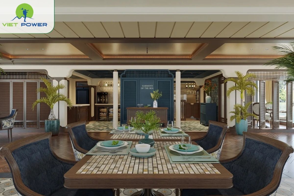 Harmony of the Sea Restaurant 