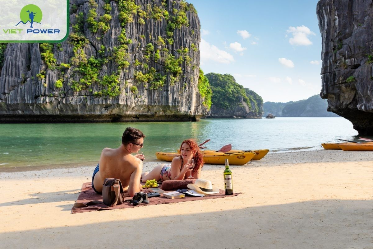 Ba Trai Dao Beach