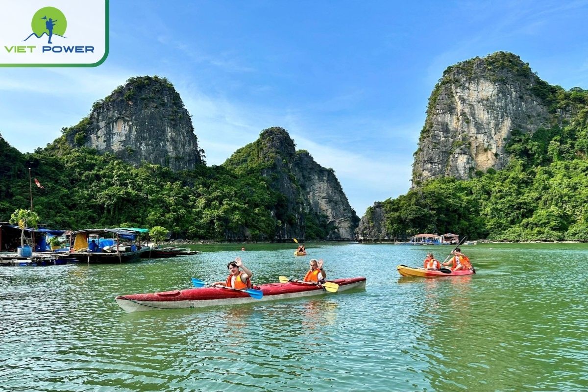 Kayaking session in the Tra Bau area
