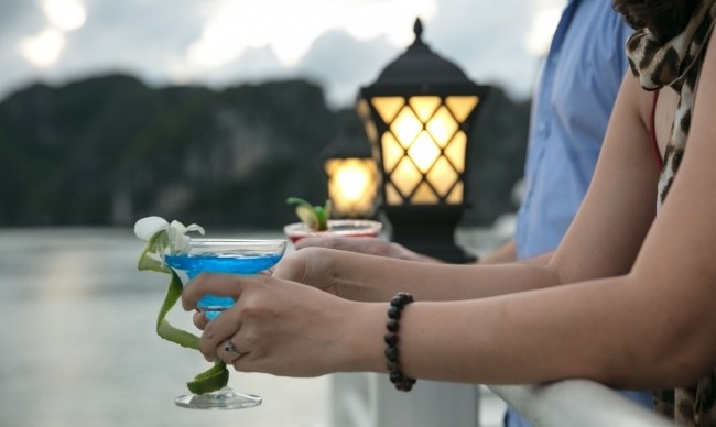 SUNDECK
