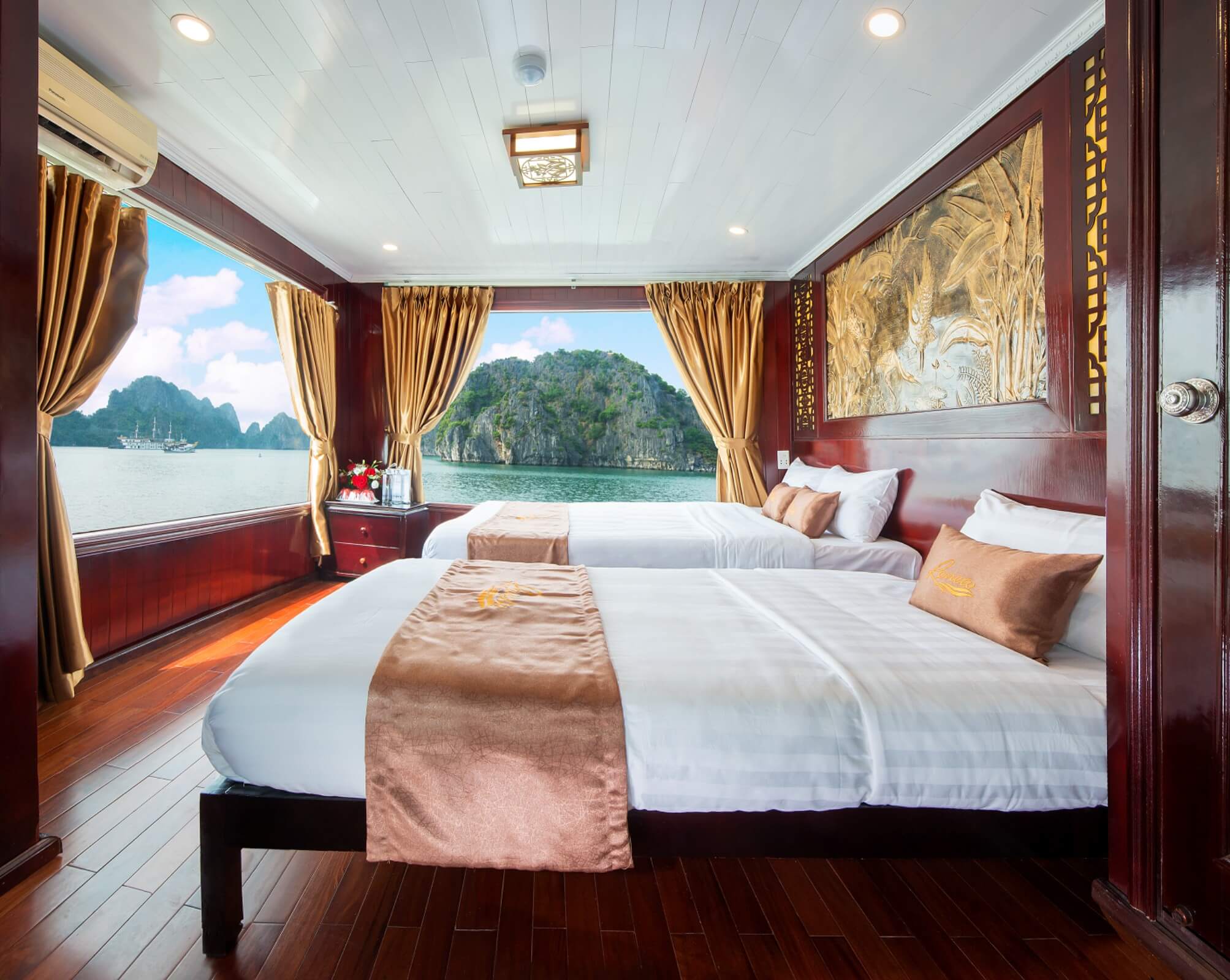 Suite Ocean View Balcony