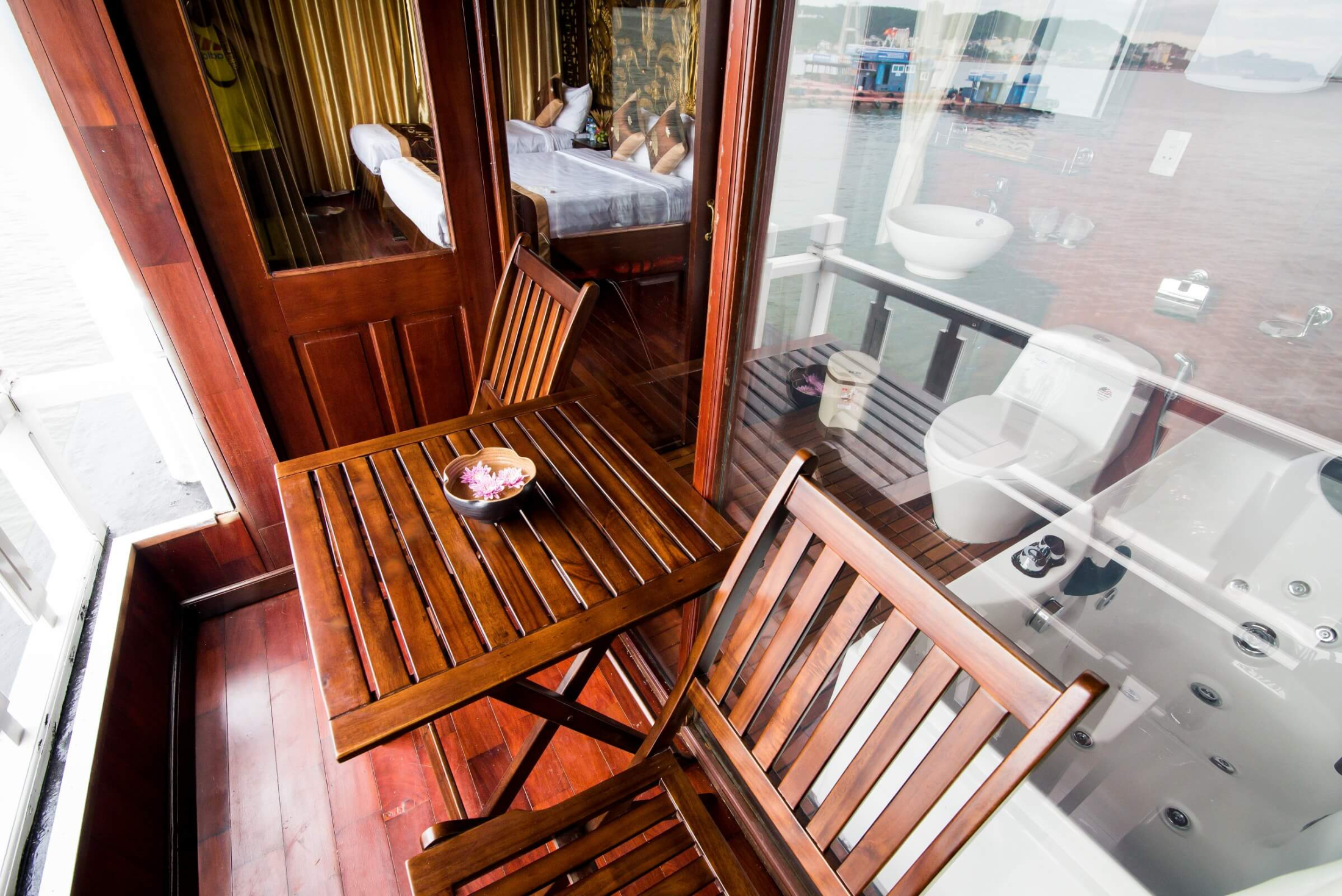 Suite Ocean View Balcony
