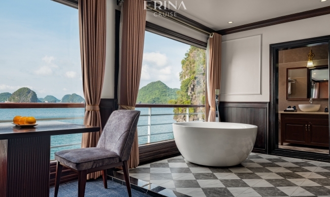 Honeymoon Suite