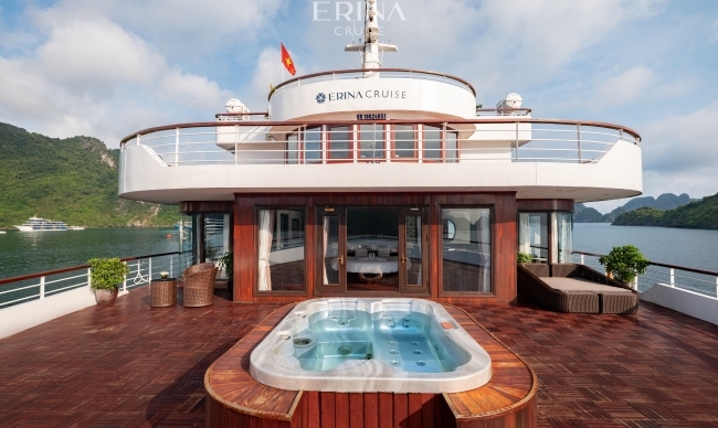 Erina Cruise