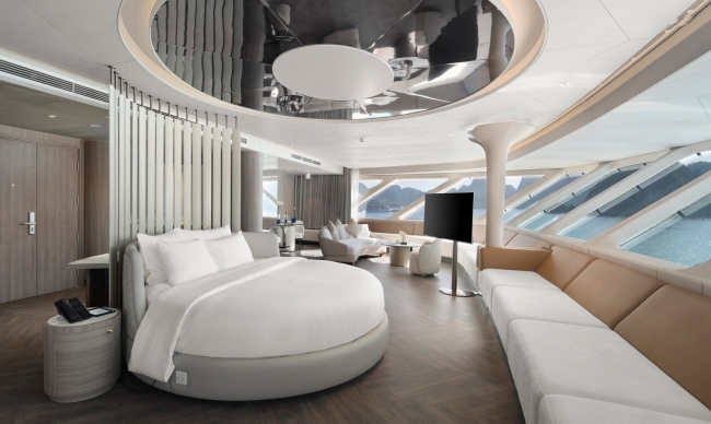 The Oceania Suite