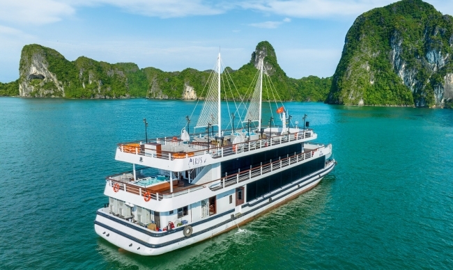 Iris Day Cruise