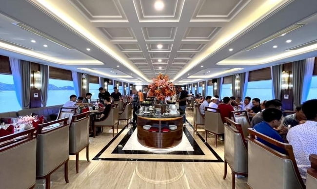 Iris Day Cruise