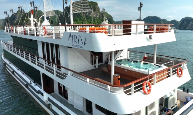 Iris Day Cruise
