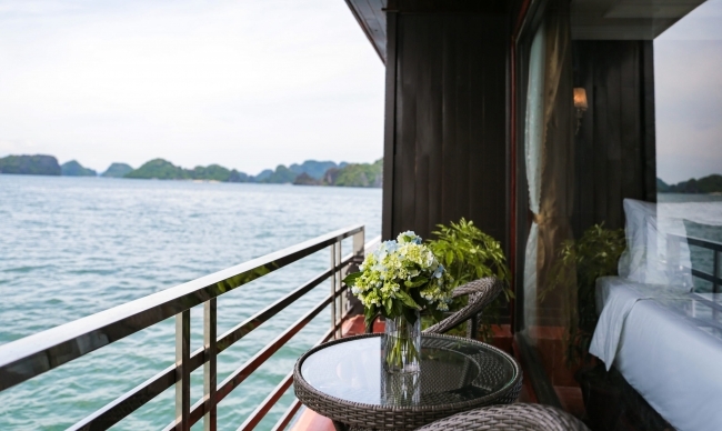 Triple Suite Balcony (1st floor)