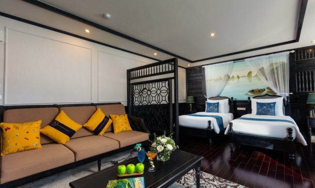 Lan Ha Junior Suite